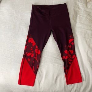 Fabletics workout leggings; cropped; size S